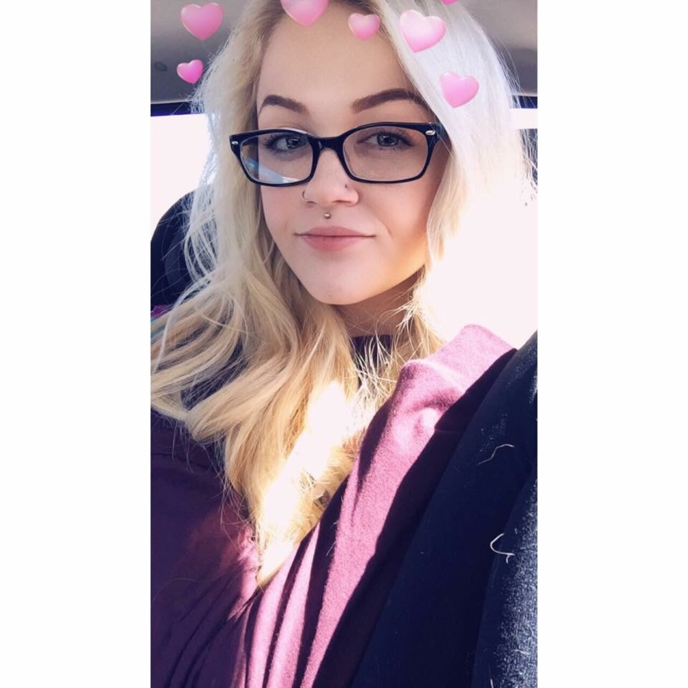 Meet your Posher, Valerie